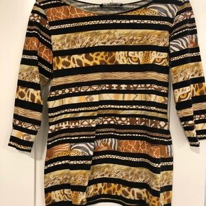 Ferragamo classic animal print tshirt sz m